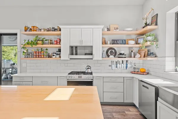 $1,690,000 | 29115 Secret Town Road, Colfax, CA 95713