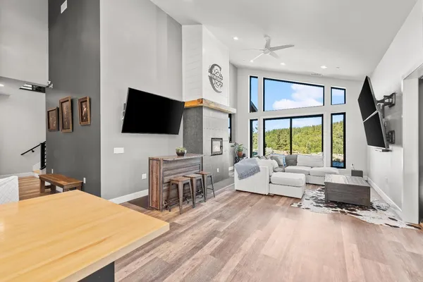 $1,690,000 | 29115 Secret Town Road, Colfax, CA 95713