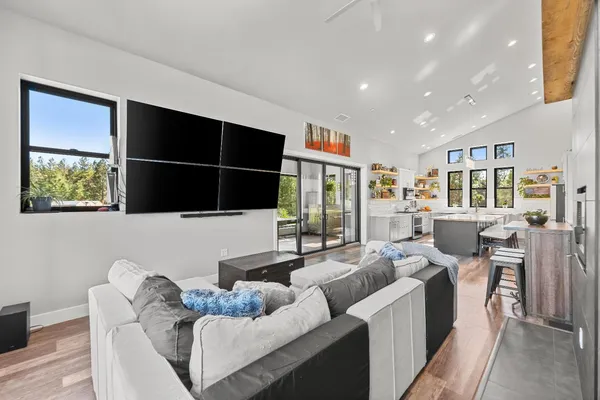 $1,690,000 | 29115 Secret Town Road, Colfax, CA 95713