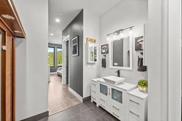 $1,690,000 | 29115 Secret Town Road, Colfax, CA 95713