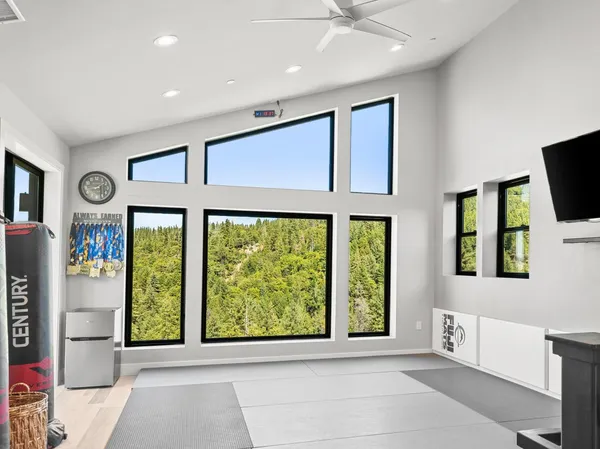 $1,690,000 | 29115 Secret Town Road, Colfax, CA 95713