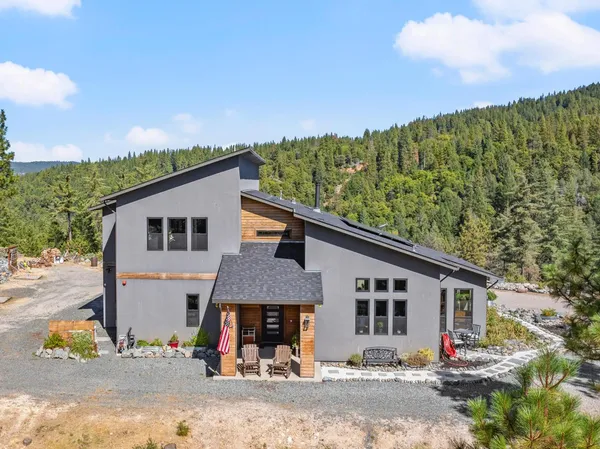 $1,690,000 | 29115 Secret Town Road, Colfax, CA 95713