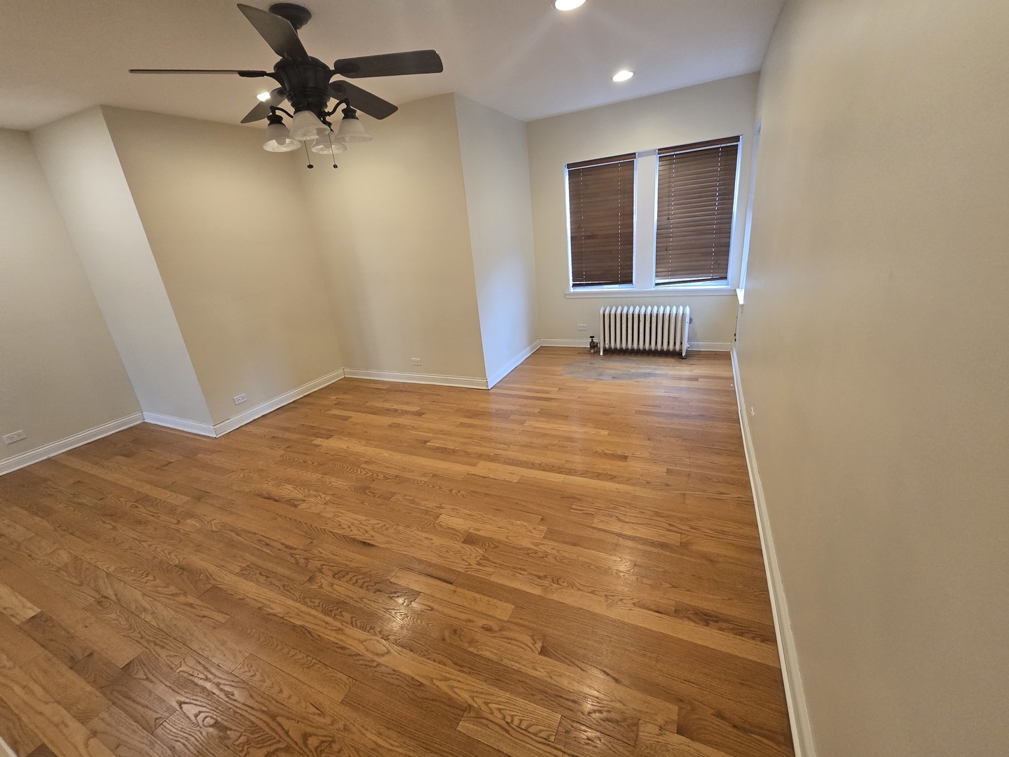 56 Forest Avenue, Unit 3N Riverside, IL 60546 - Photo 9 of 10 a view of an empty room with a window
