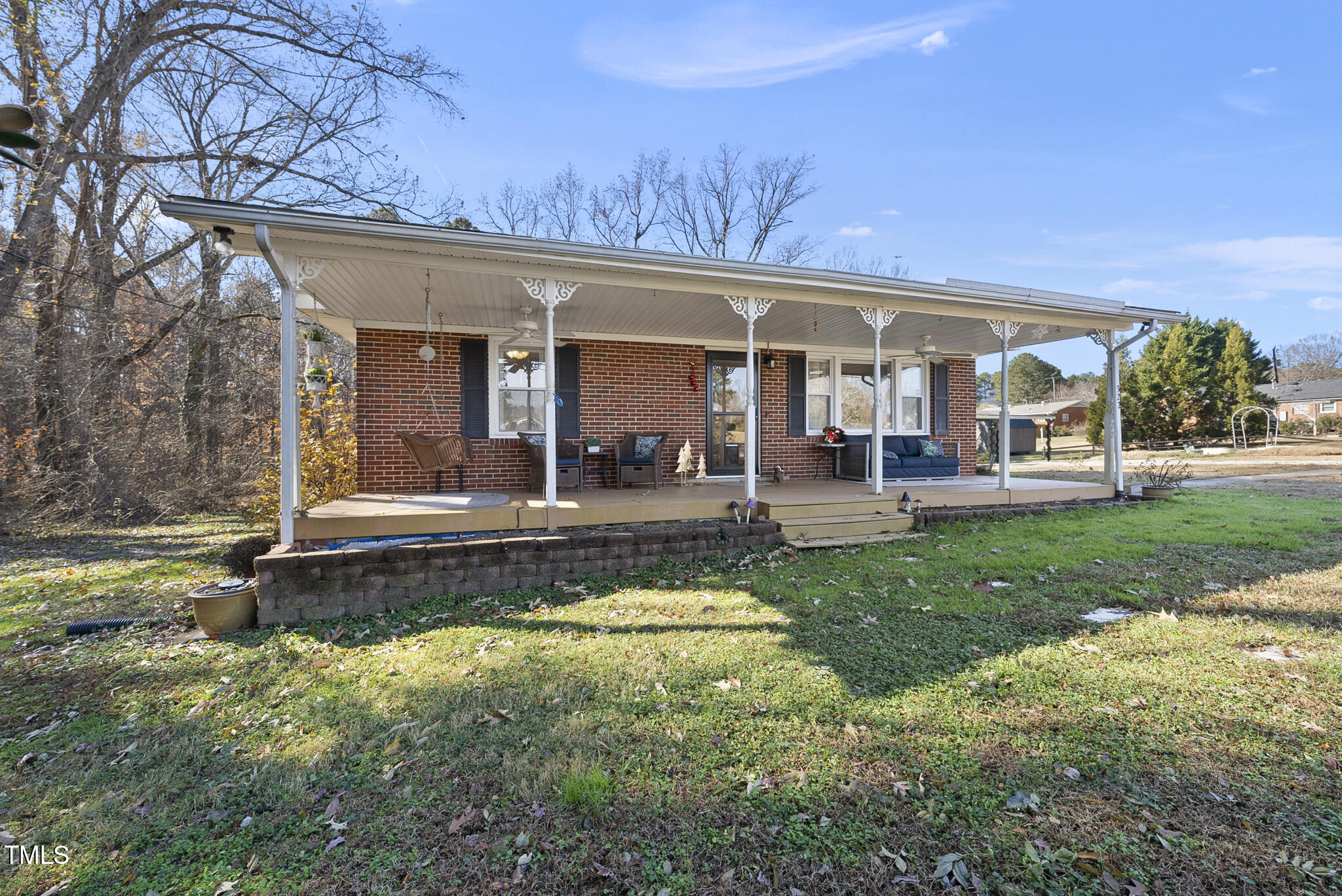 322 Robbins Road Durham, NC 27703 - Photo 2 of 48 002