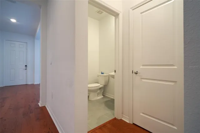 $560,000 | 6084 Claystone Way, Mount Dora, FL 32757