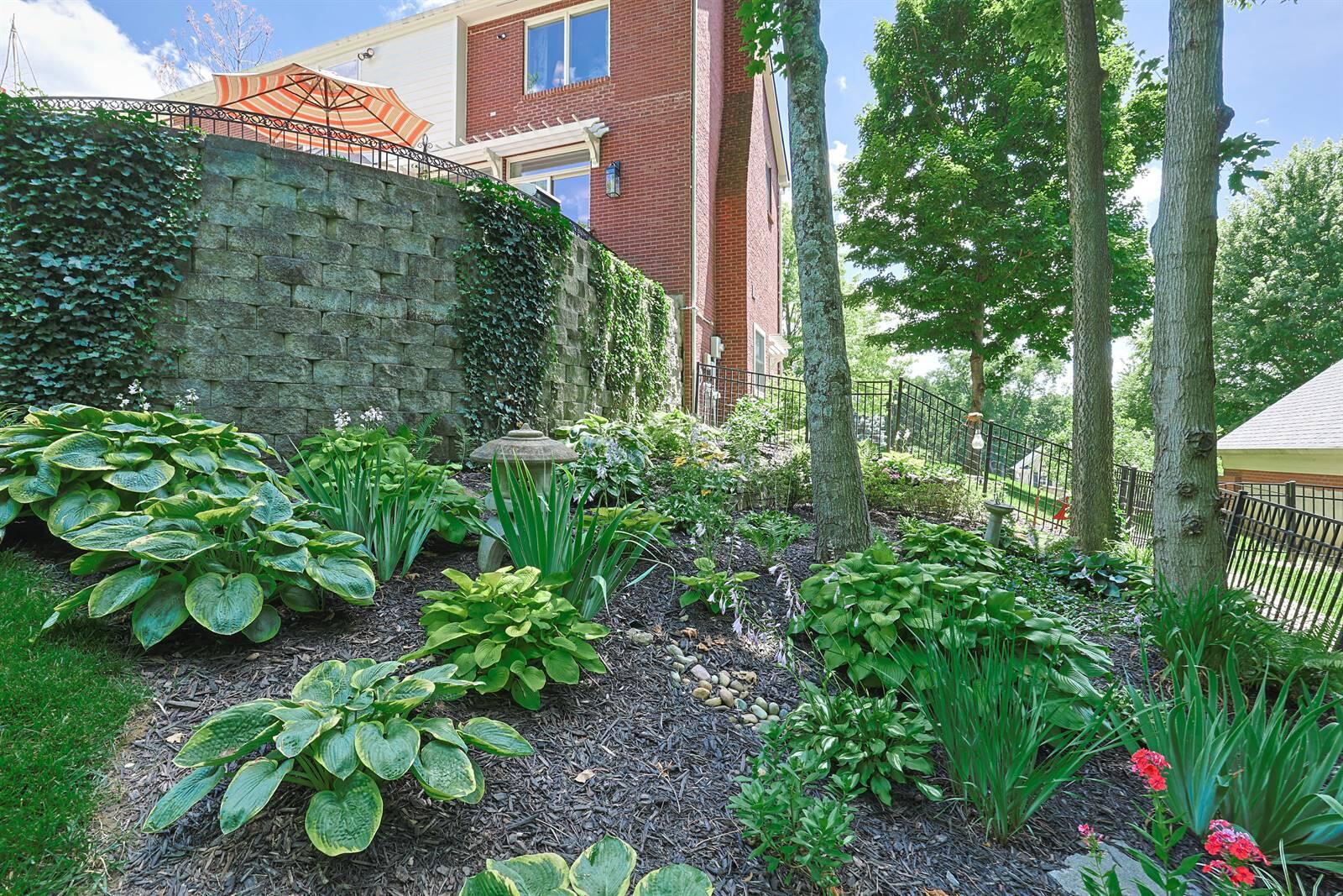 2984 Fallen Tree Court Edgewood, KY 41017 - Photo 46 of 50 049-GardenLandscaping-2