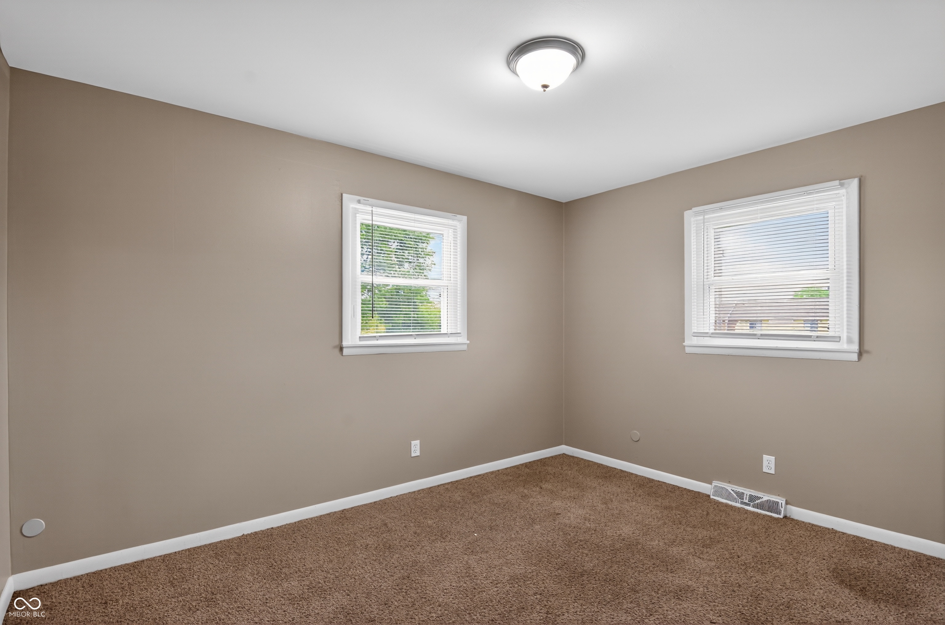 4231 Thompson Road Indianapolis, IN 46237 - Photo 31 of 40