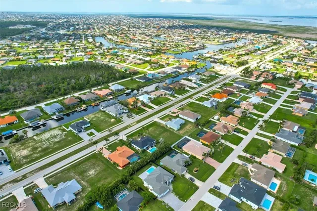 $3,600 | 2602 Southwest 27th Street, Cape Coral, FL 33914