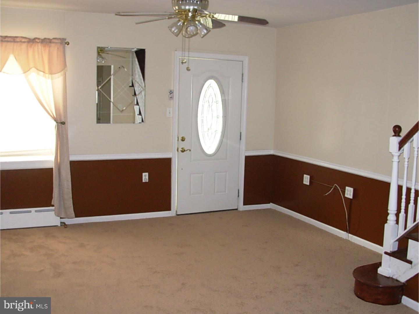 347 Margate Road Upper Darby, PA 19082 - Photo 2 of 18 Living Room