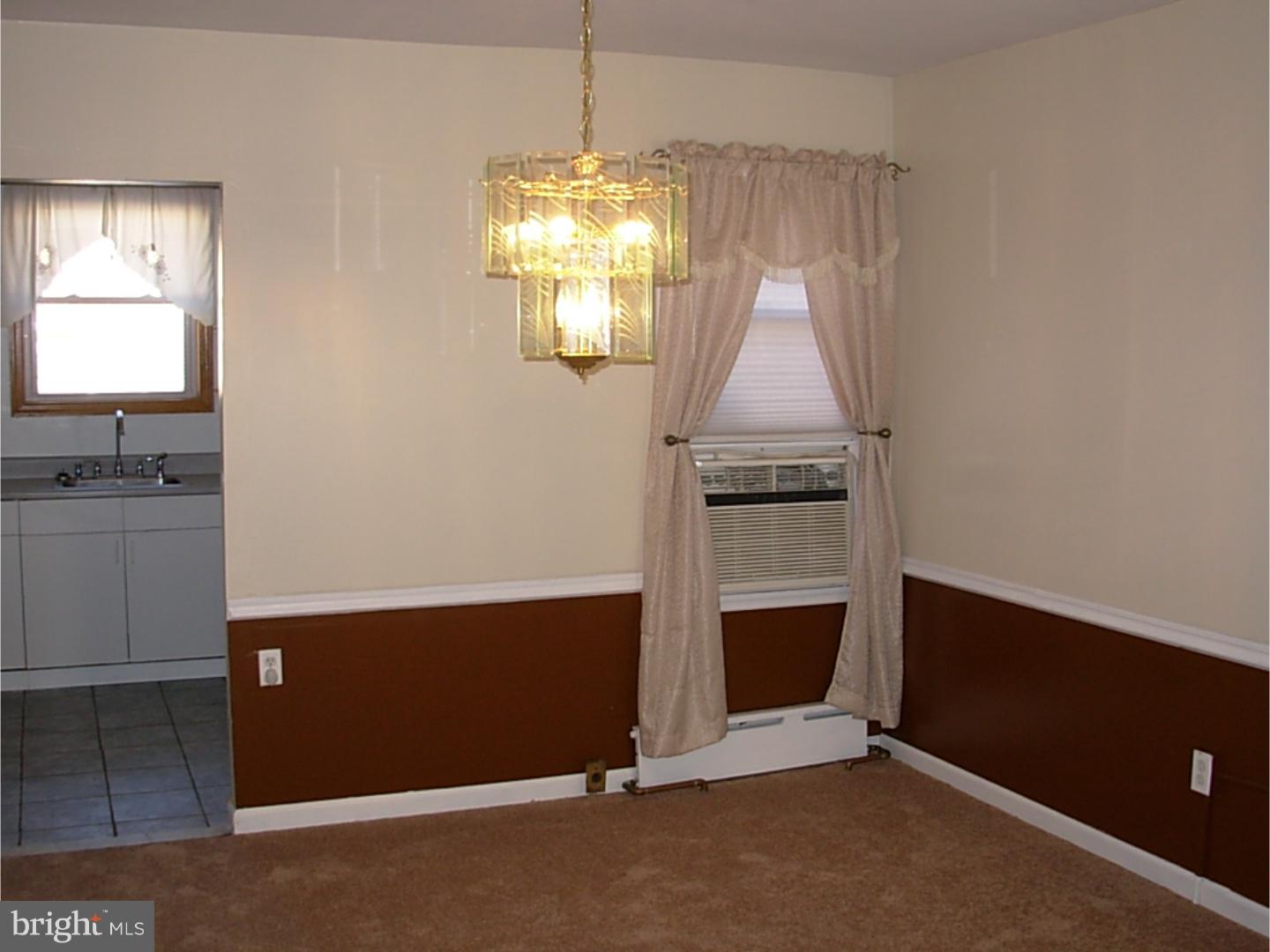 347 Margate Road Upper Darby, PA 19082 - Photo 3 of 18 Dining Room
