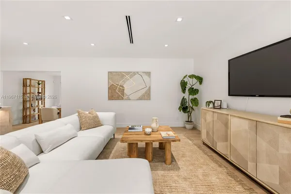 $13,500 | 6011 Maynada Street, Coral Gables, FL 33146