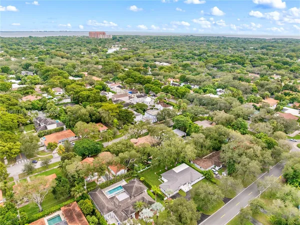 $13,500 | 6011 Maynada Street, Coral Gables, FL 33146