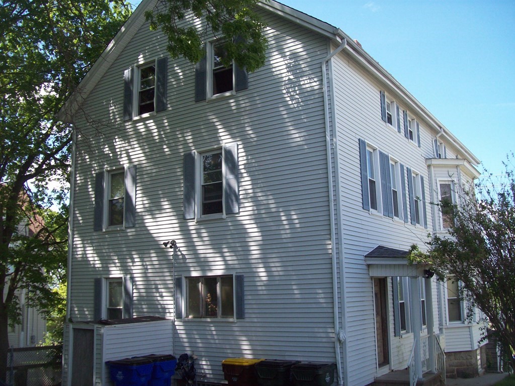 439 Middle Street Fall River, MA 02724 - Photo 13 of 16 Gallery Image 13