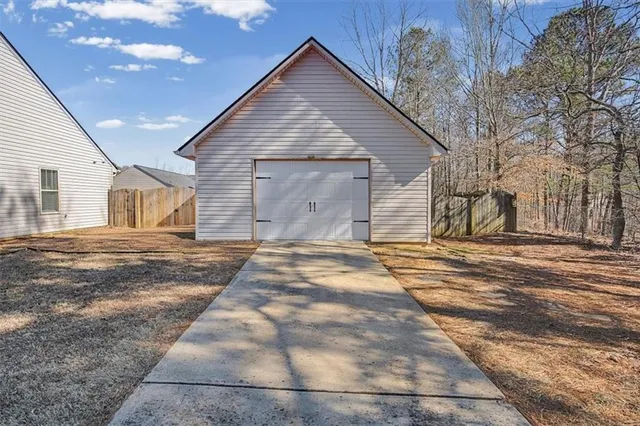 $369,900 | 200 Bear Lane, Temple, GA 30179