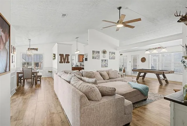 $369,900 | 200 Bear Lane, Temple, GA 30179