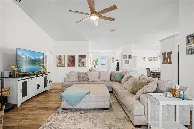 $369,900 | 200 Bear Lane, Temple, GA 30179