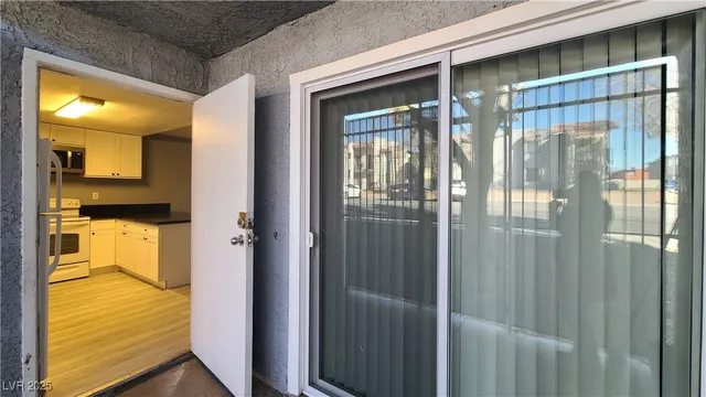 $1,350 | 4743 West Sand Creek Avenue, Unit A, Las Vegas, NV 89103