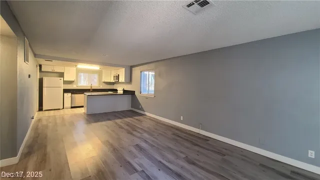 $1,350 | 4743 West Sand Creek Avenue, Unit A, Las Vegas, NV 89103