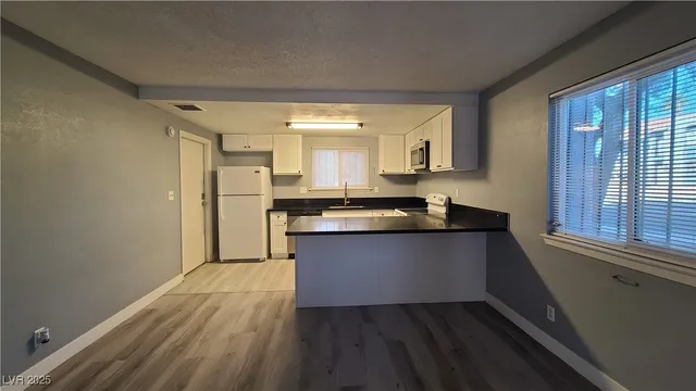 $1,350 | 4743 West Sand Creek Avenue, Unit A, Las Vegas, NV 89103
