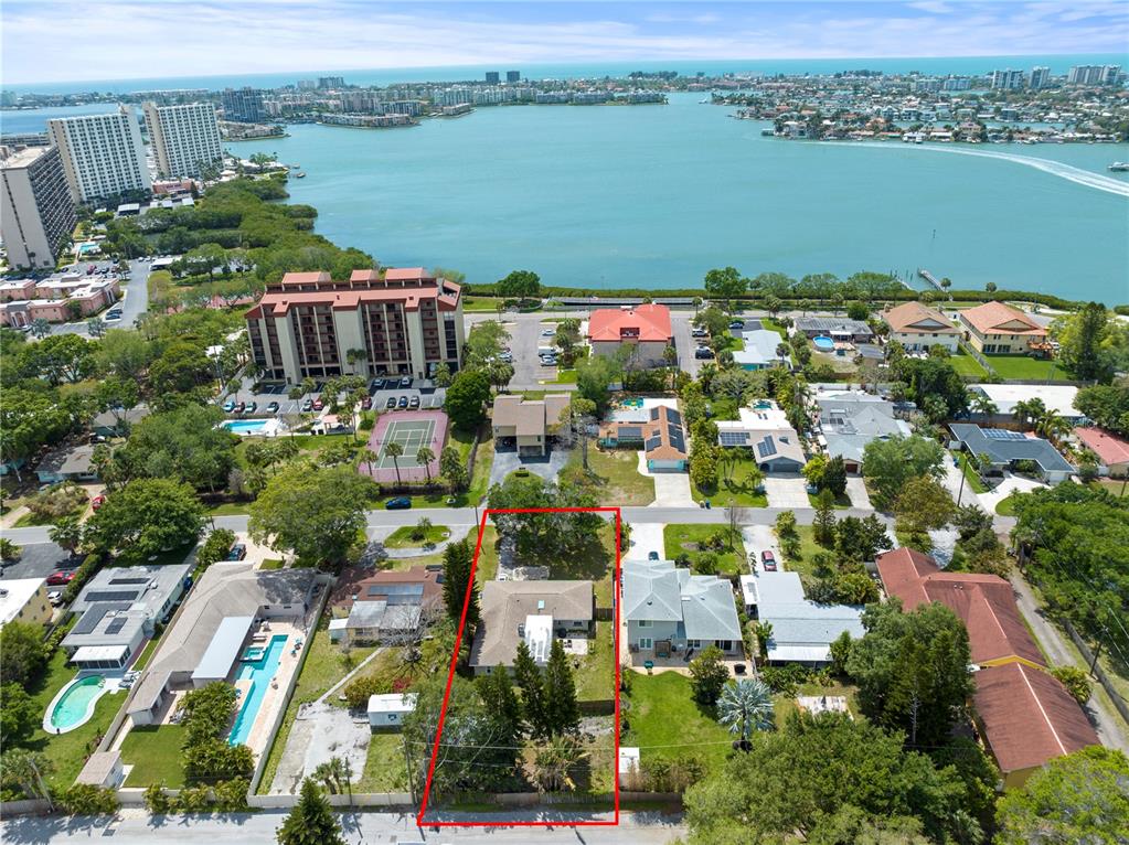 7051 Hibiscus Ave South