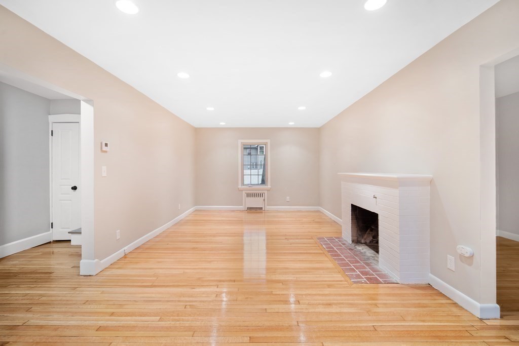 55 Perkins Street Springfield, MA 01118 - Photo 15 of 36 Gallery Image 15