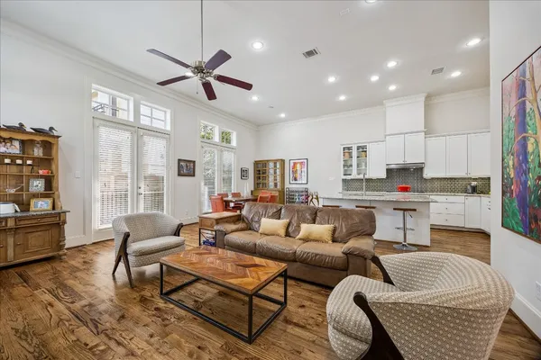 $635,000 | 1512 West 23rd Street, Houston, TX 77008