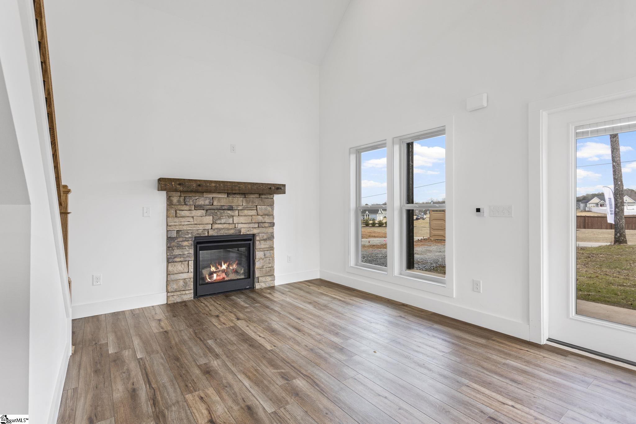 424 Fowler Road Campobello, SC 29322 - Photo 11 of 23