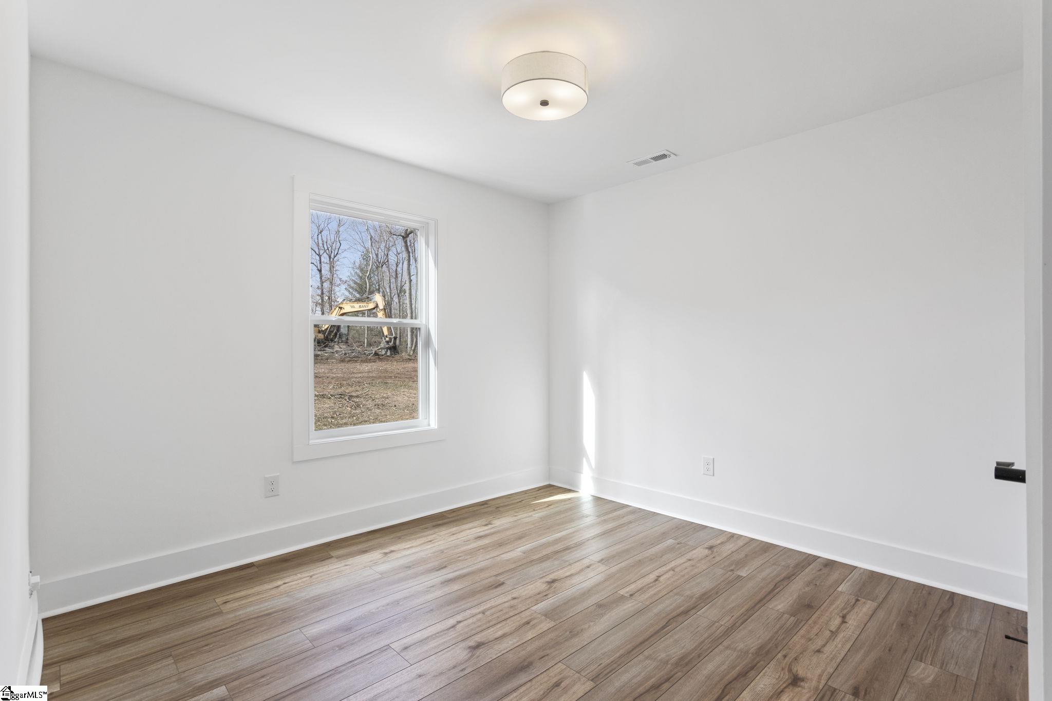 424 Fowler Road Campobello, SC 29322 - Photo 18 of 23