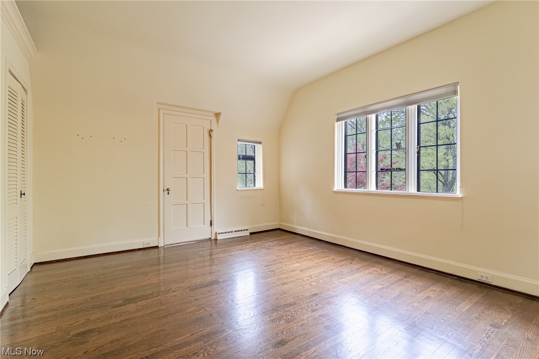 12419 Fairhill Road Cleveland, OH 44120 - Photo 17 of 35 Gallery Image 17