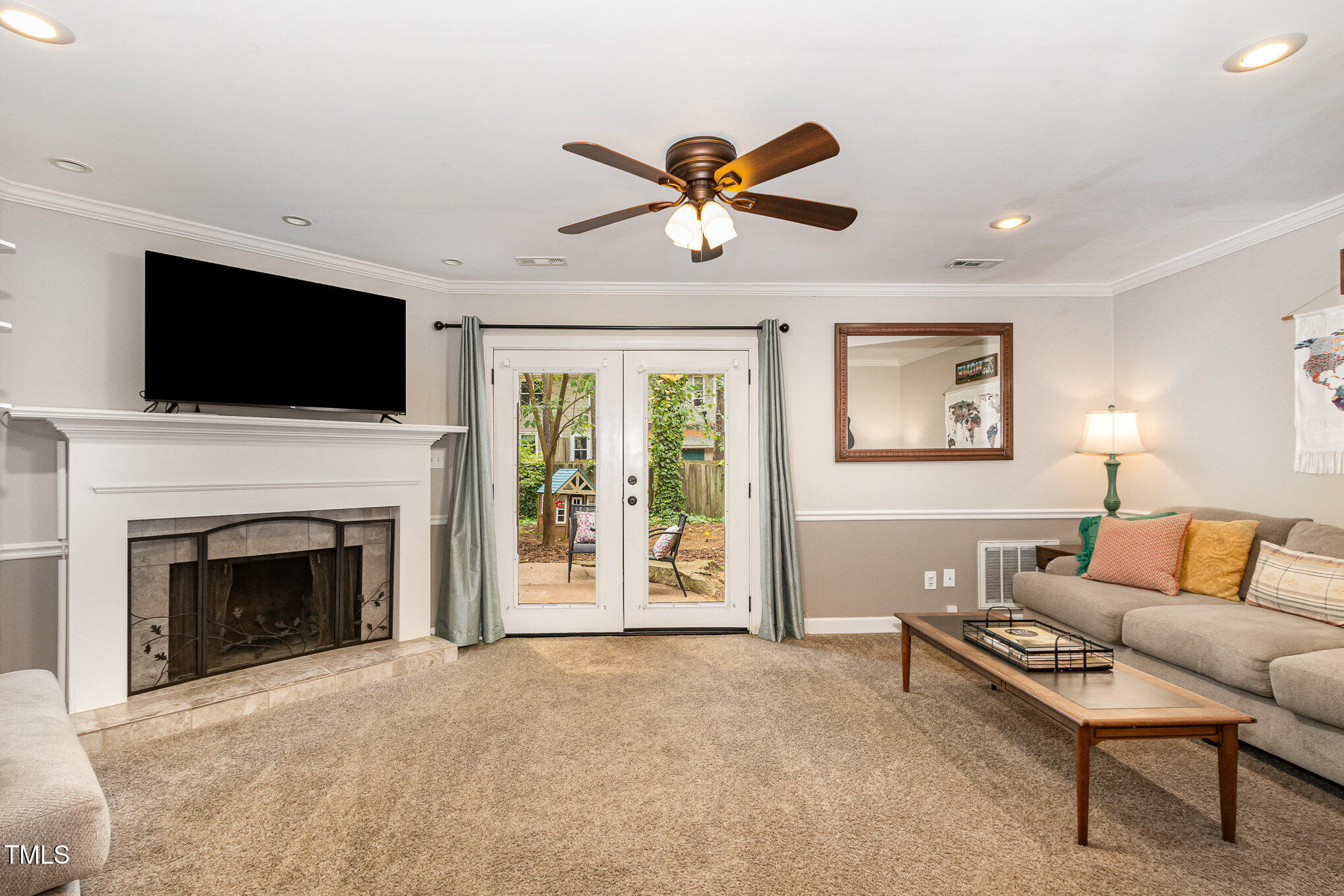 7015 Staghorn Lane Raleigh, NC 27615 - Photo 4 of 27 005_img_0451-edit_595