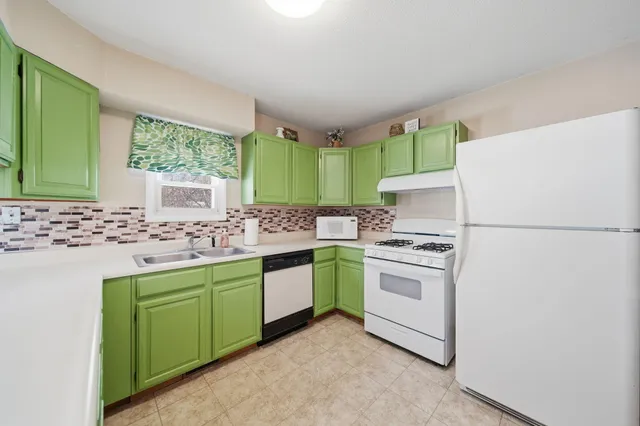 $259,900 | 3357 Robinson Road, Jackson, MI 49203