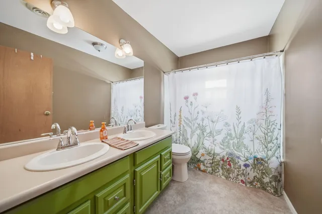 $259,900 | 3357 Robinson Road, Jackson, MI 49203