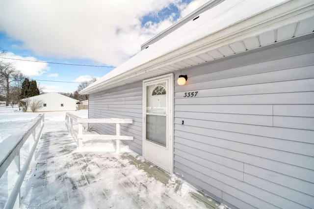 $259,900 | 3357 Robinson Road, Jackson, MI 49203