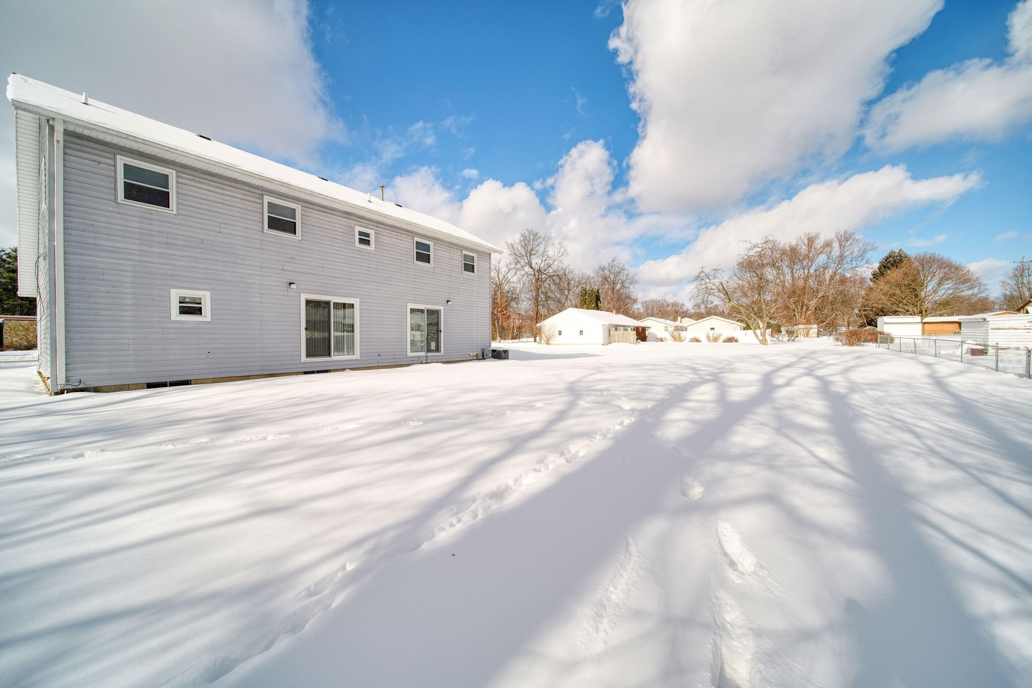 3357 Robinson Road Jackson, MI 49203 - Photo 23 of 26 back right