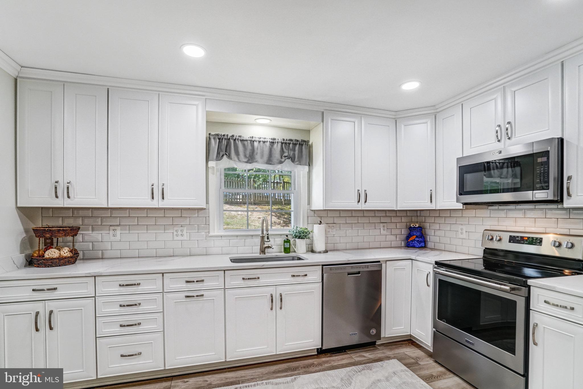 7704 Tower Woods Drive Springfield, VA 22153 - Photo 12 of 51