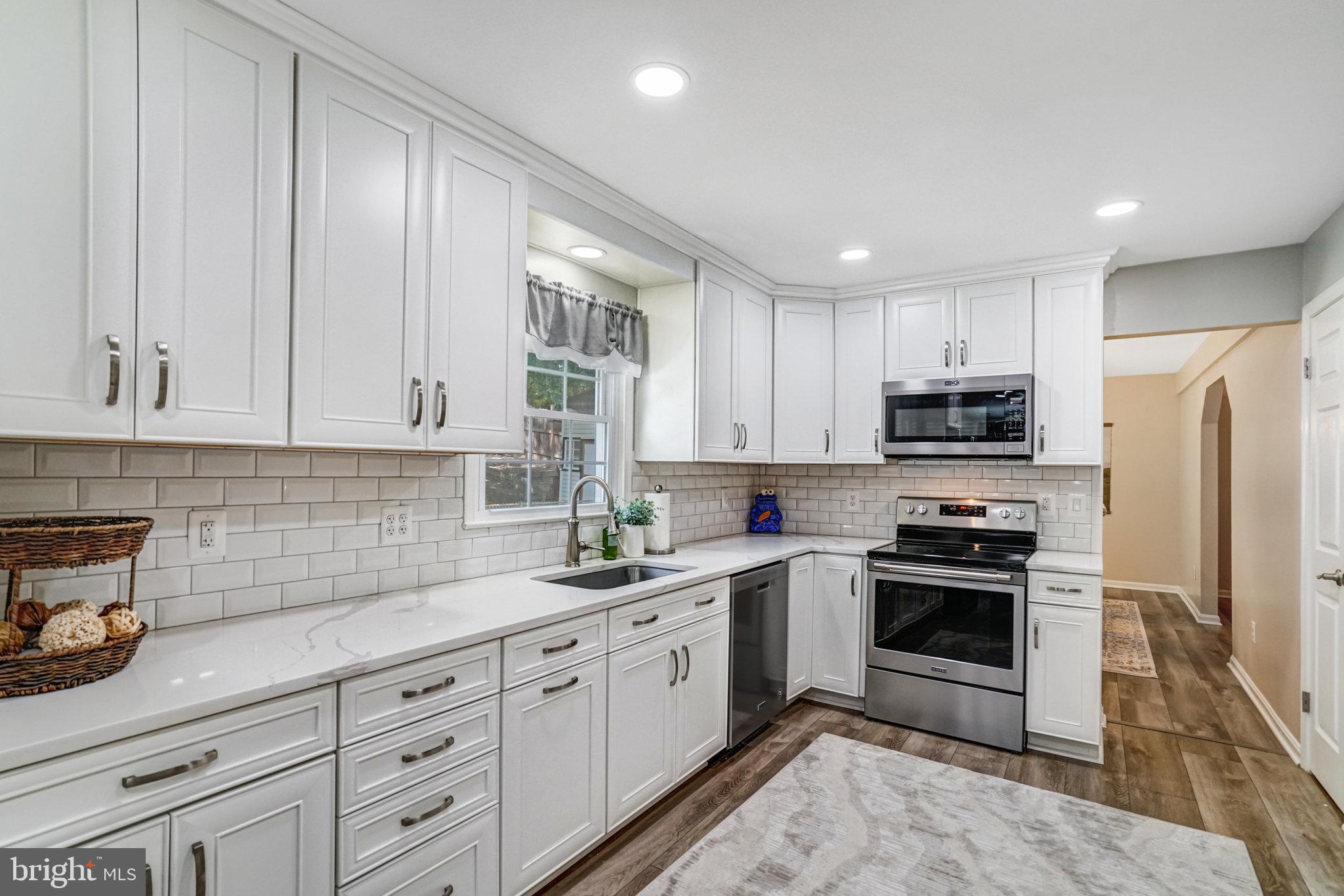 7704 Tower Woods Drive Springfield, VA 22153 - Photo 13 of 51