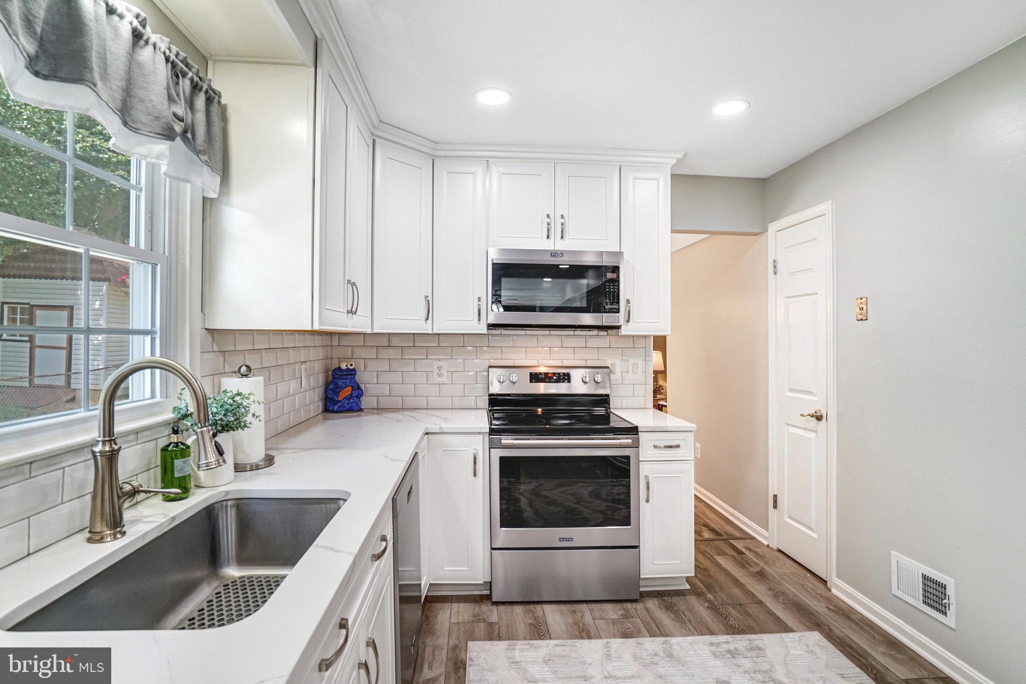 7704 Tower Woods Drive Springfield, VA 22153 - Photo 14 of 51