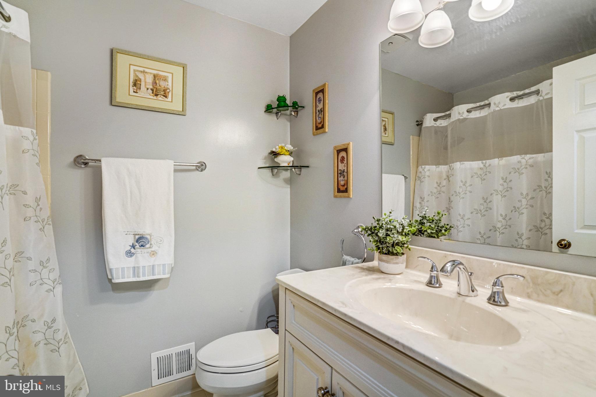 7704 Tower Woods Drive Springfield, VA 22153 - Photo 22 of 51