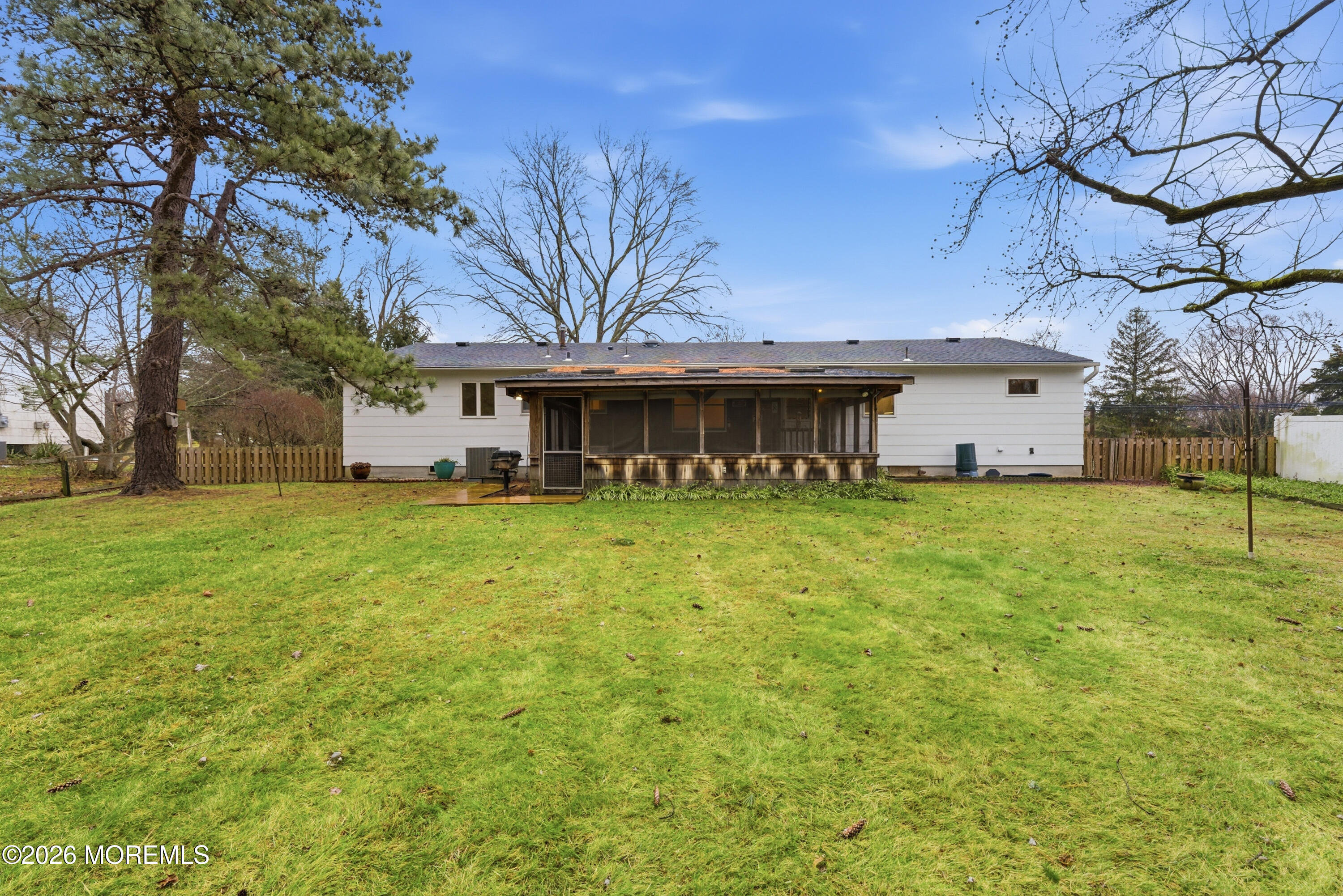 35 Pease Road Manalapan, NJ 07726 - Photo 5 of 42 35PeaseRd-40