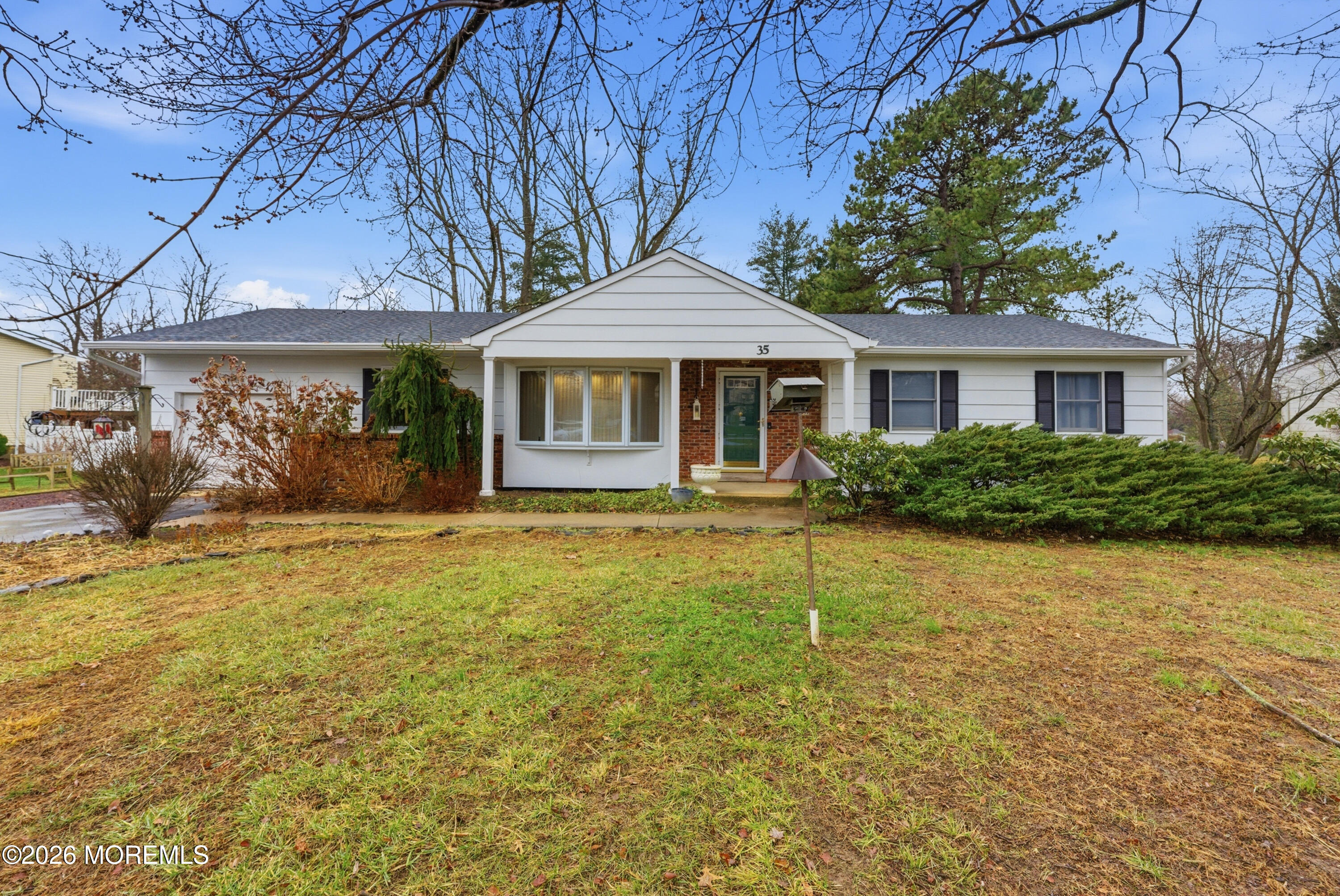 35 Pease Road Manalapan, NJ 07726 - Photo 7 of 42 35PeaseRd-8