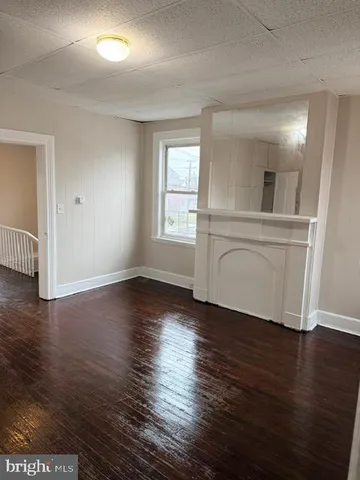 $2,400 | 206 Pennington Avenue, Unit 2, Trenton, NJ 08618