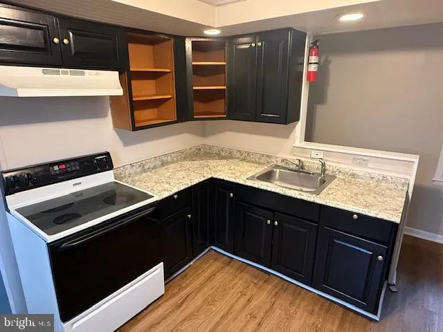 $2,400 | 206 Pennington Avenue, Unit 2, Trenton, NJ 08618