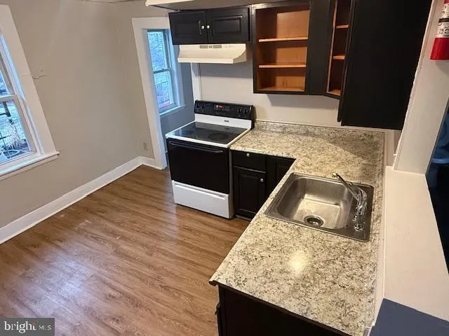 $2,400 | 206 Pennington Avenue, Unit 2, Trenton, NJ 08618