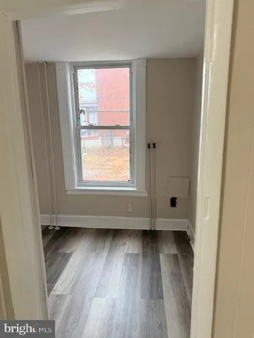 $2,400 | 206 Pennington Avenue, Unit 2, Trenton, NJ 08618
