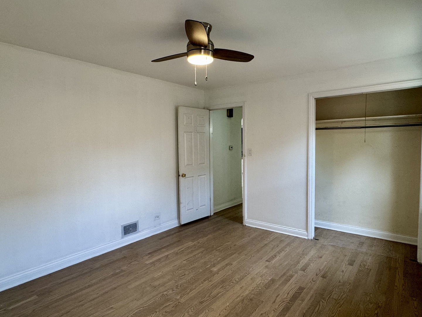 6328 North Troy Street Chicago, IL 60659 - Photo 11 of 28
