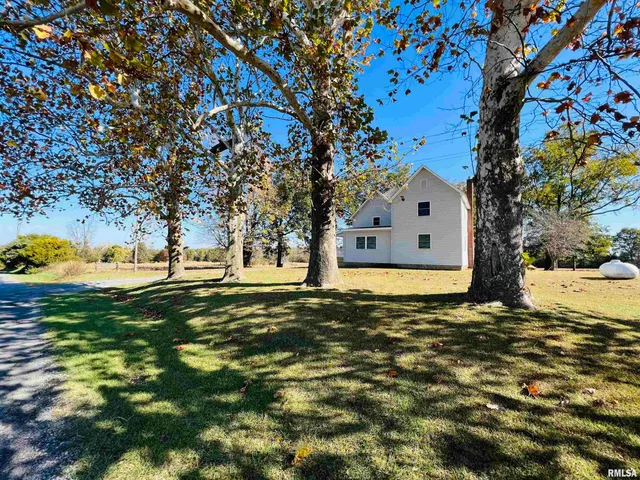 $449,000 | 17064 Old Frankfort Road, Johnston City, IL 62951