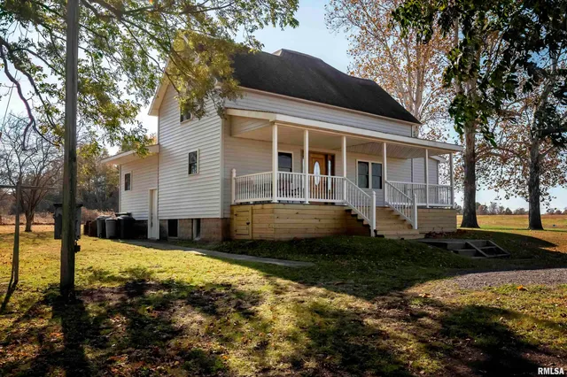 $449,000 | 17064 Old Frankfort Road, Johnston City, IL 62951