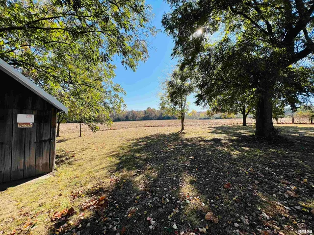 $449,000 | 17064 Old Frankfort Road, Johnston City, IL 62951