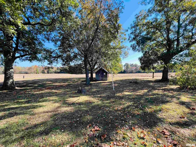 $449,000 | 17064 Old Frankfort Road, Johnston City, IL 62951