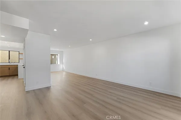 $529,900 | 10219 Pinewood Avenue, Unit 2, Tujunga, CA 91042